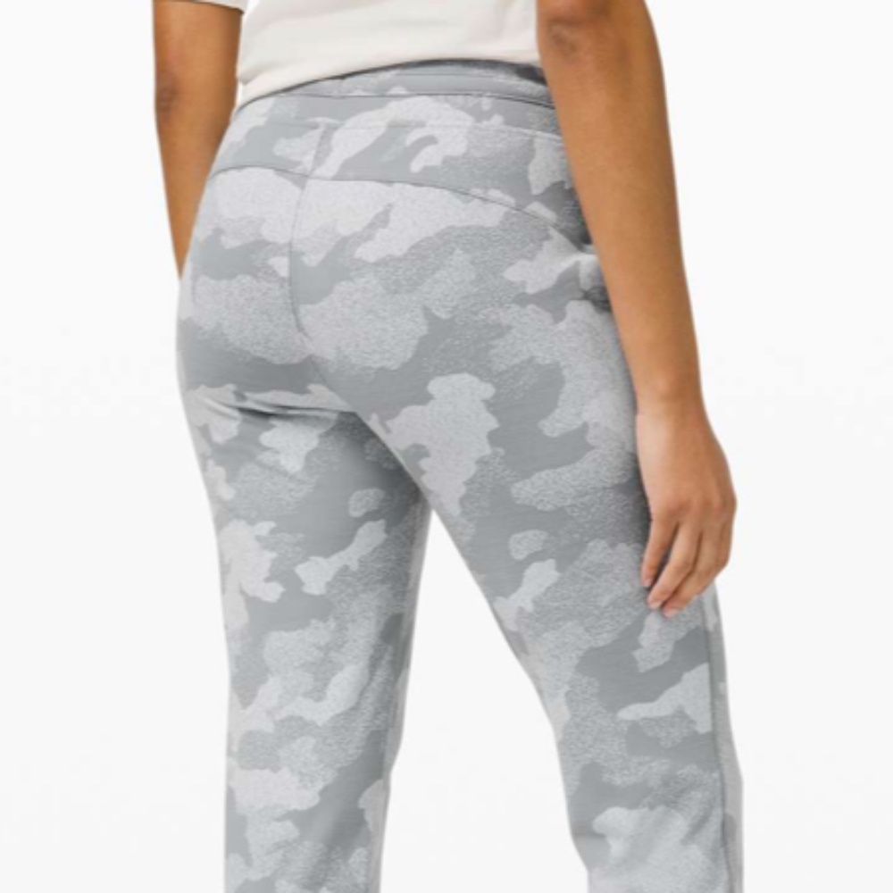 Lululemon Ready to Rulu Jogger Crop Heritage Speckle Camo Size 8